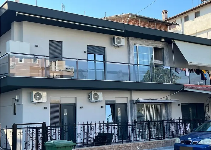 Darius Lux Apartments
