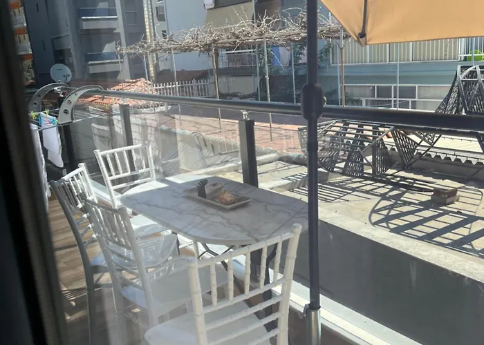 Darius Lux Apartments